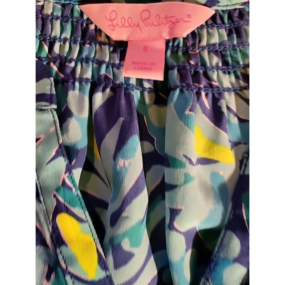 EUC Lilly Pulitzer Silk Blouse Womens Small Muticolor Button Up - Picture 9 of 9